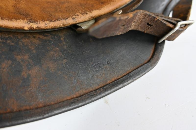 German LW M40 SD Camo Helmet — image 13