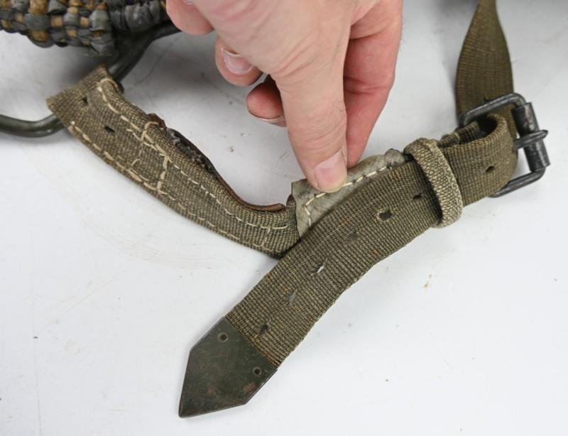 German WH Tragegestell 43 with Ersatz Straps — image 8