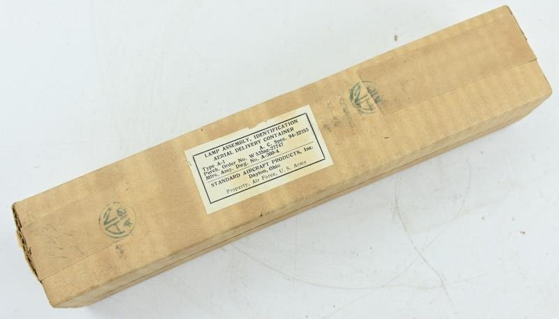 US WW2 Lamp Aerial Delivery Container Green in Box — image 3