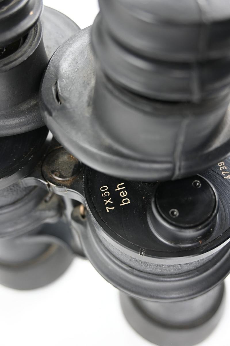 German KM 7x50 U-Boat Commander Binoculair with Case — image 19