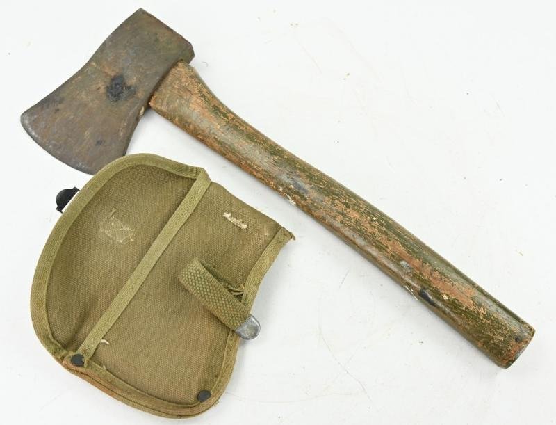 US WW2 M-1910 Intrenching Axe & Carrier — image 5