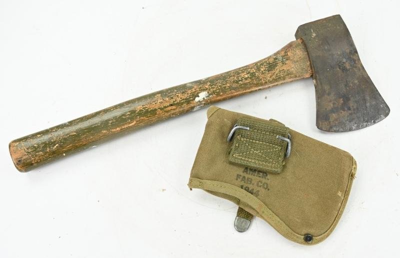 US WW2 M-1910 Intrenching Axe & Carrier — image 6
