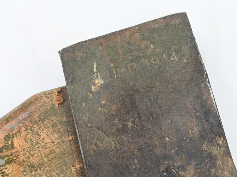 US WW2 M-1910 Intrenching Axe & Carrier — image 7