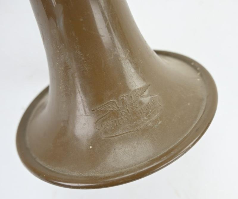 US WW2 Army Bugle (plastic made) — image 4
