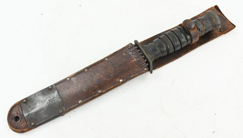 US WW2 Paratrooper M3 Fighting Knife with M6 Scabbard — image 2