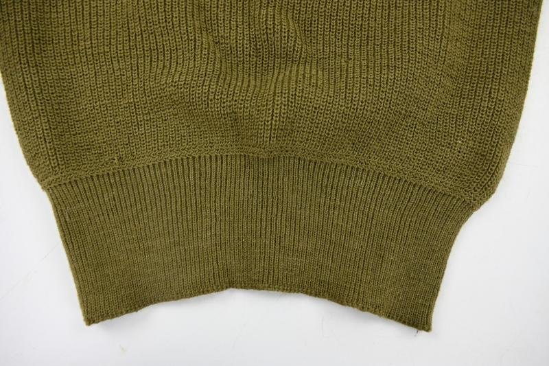 US WW2 Knitted Sleeveless Sweater — image 4