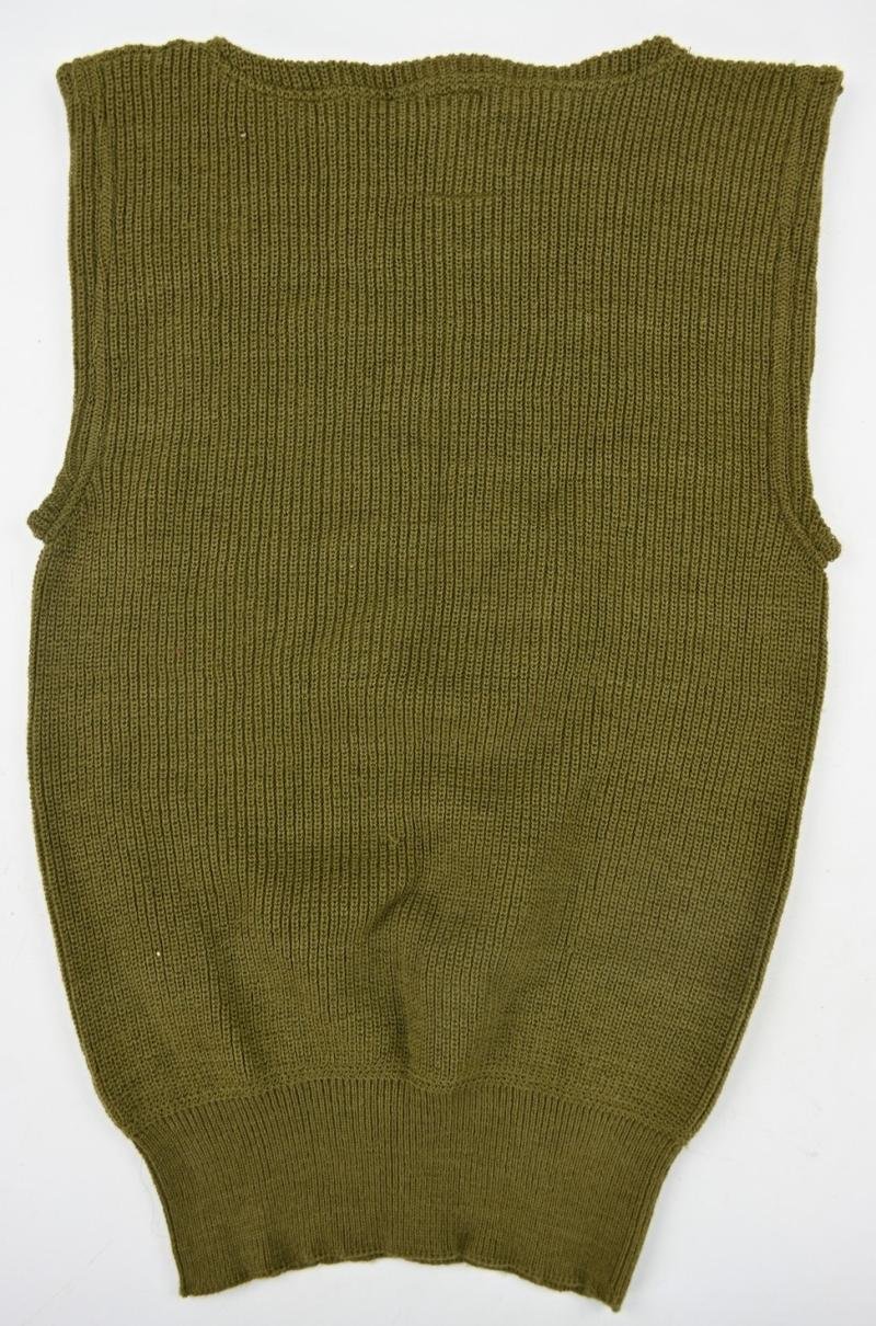 US WW2 Knitted Sleeveless Sweater — image 5