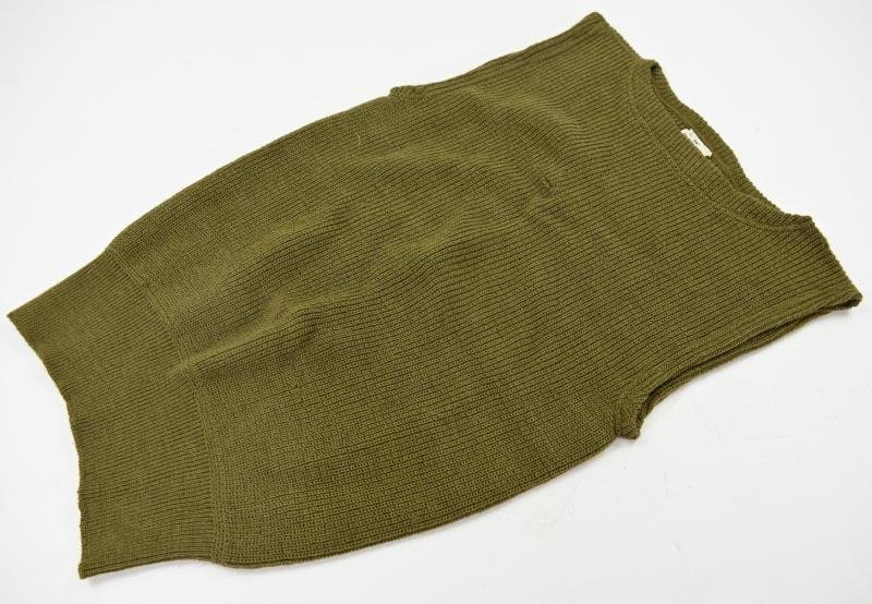 US WW2 Knitted Sleeveless Sweater — image 6