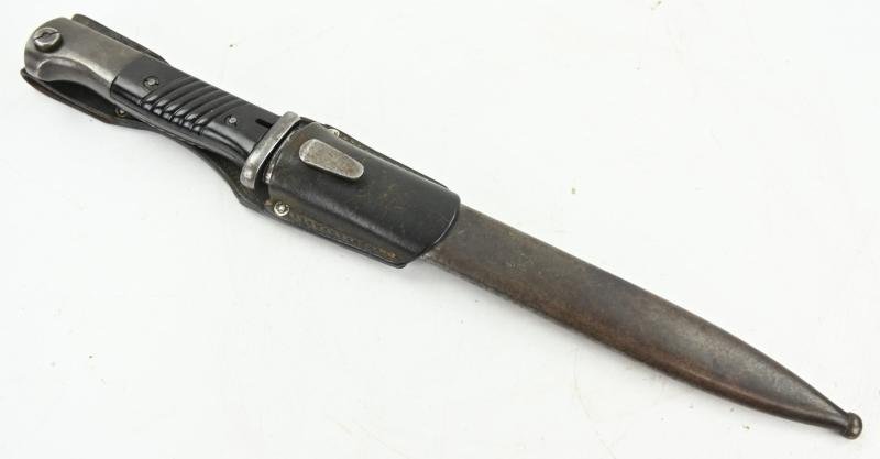 German WH K98 Mauser Bayonet with Frog 'Tr' — image 4