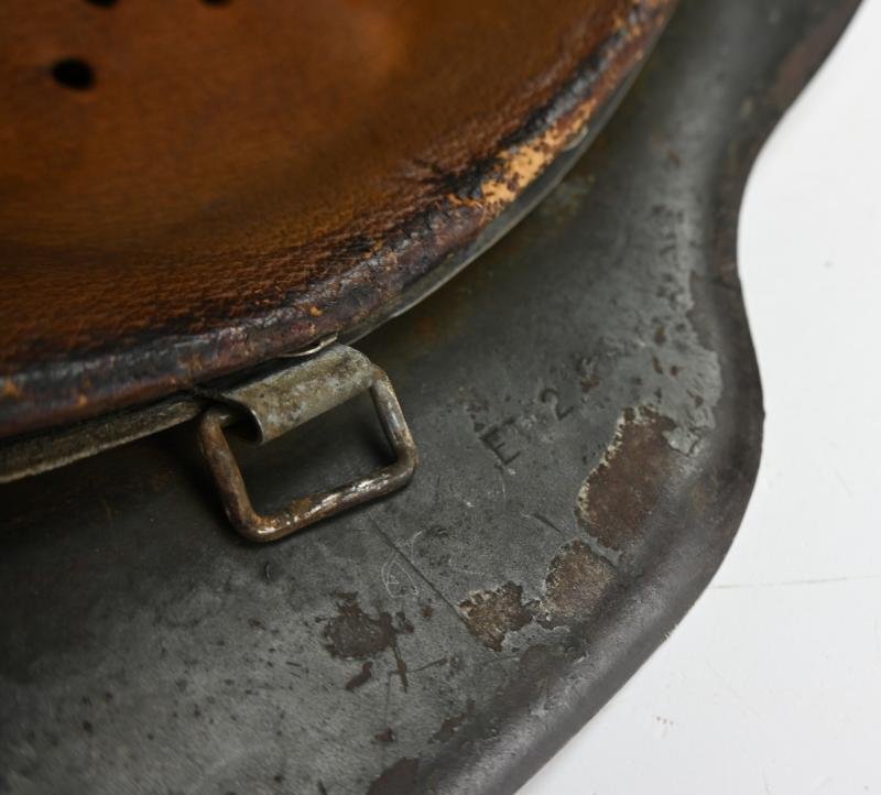 German WH M42 SD Combat Helmet — image 11