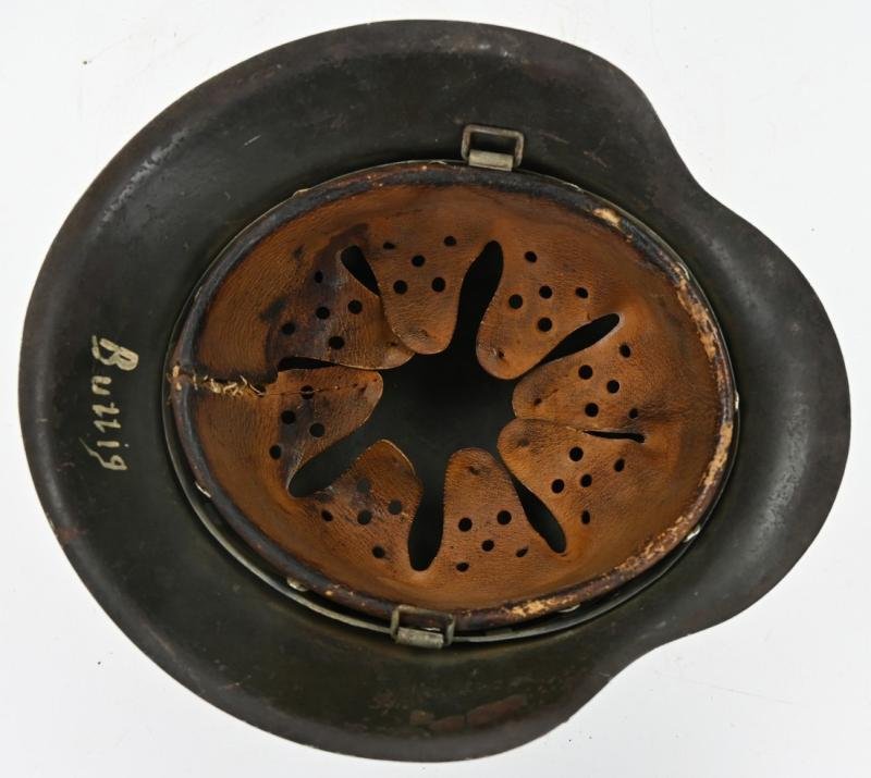German WH M42 SD Combat Helmet — image 9