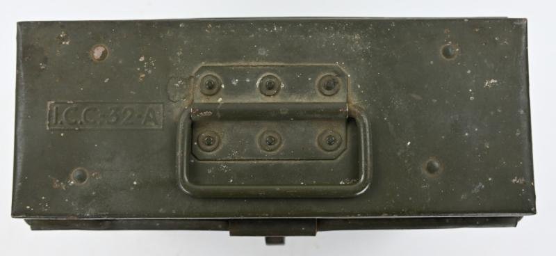 US WW2 Signal Corps ICC-32A Film Reel Case — image 2