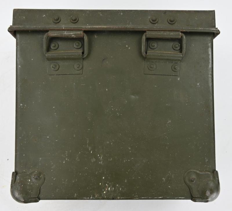 US WW2 Signal Corps ICC-32A Film Reel Case — image 7