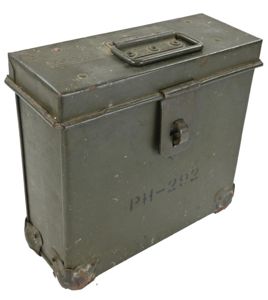 US WW2 Signal Corps ICC-32A Film Reel Case
