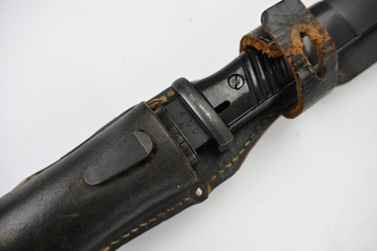 German WH K98 Mauser Bayonet with Frog '43cul' — image 9