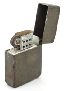 US WW2 Century Gray Crackle Lighter