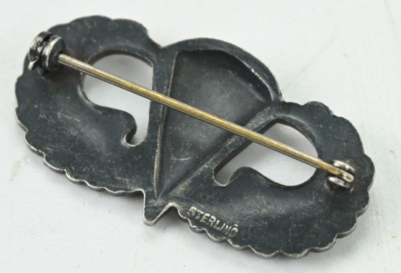 US WW2 Jumpwing Pinback — image 4