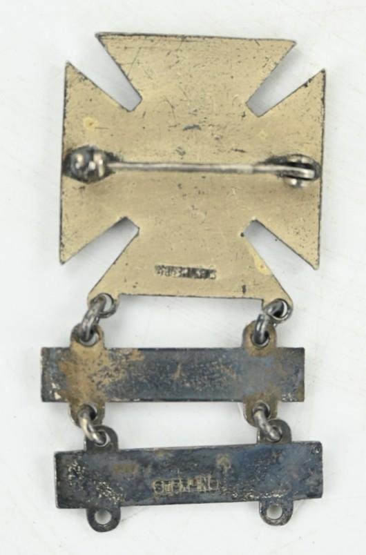 US WW2 Sterling Silver Marksman Badge — image 3