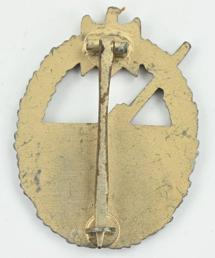 German KM Coastal Artillery War Badge — image 3