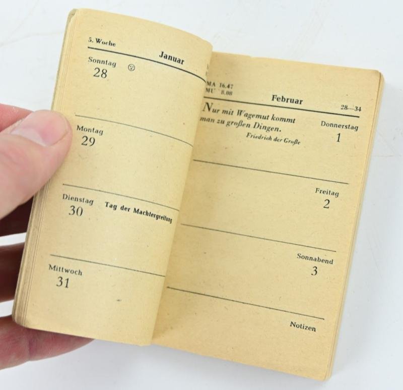 German WH Pocketbook 1945 — image 4