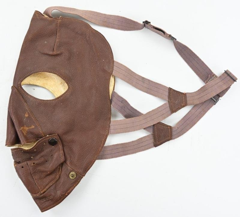 British WW2 RAF Gunner Face Mask — image 4