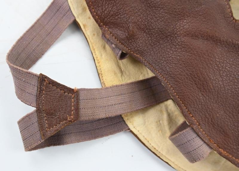 British WW2 RAF Gunner Face Mask — image 8