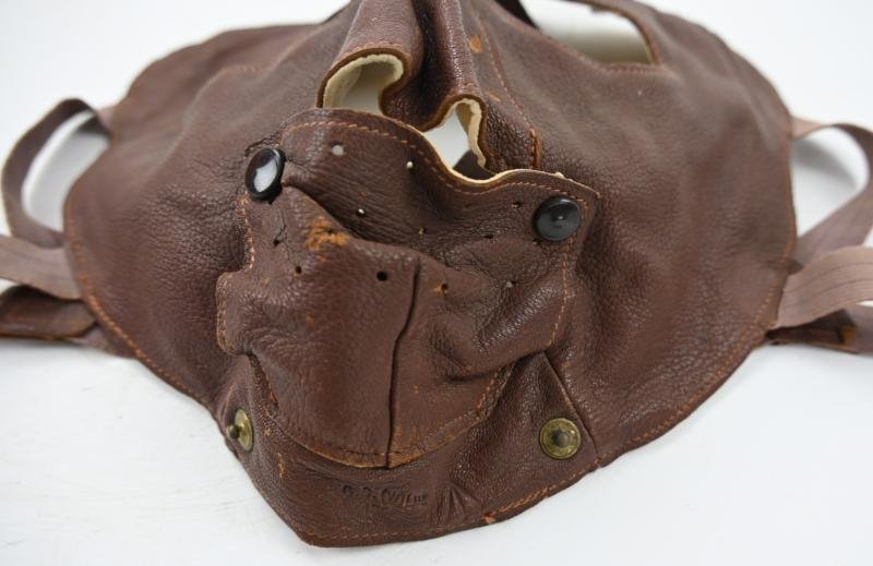 British WW2 RAF Gunner Face Mask — image 9