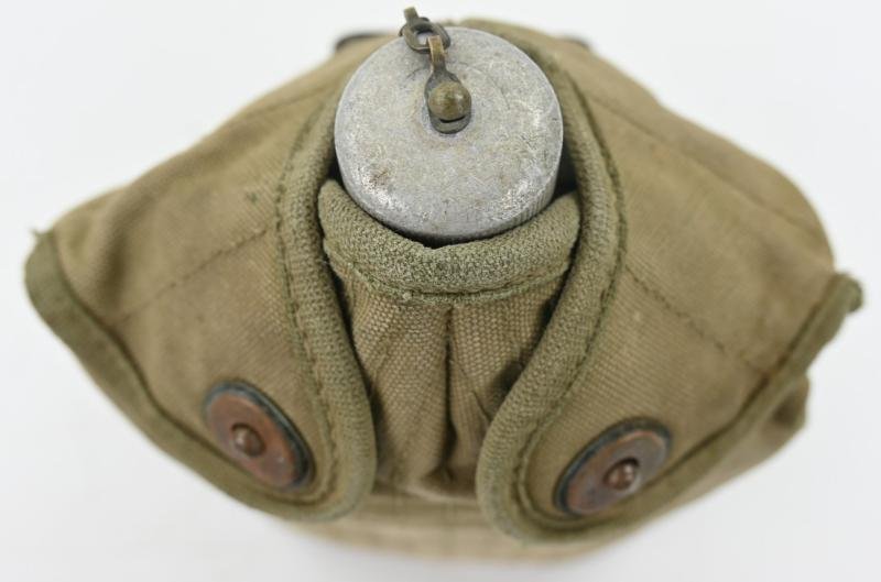 US WW2 M-1910 Canteen 1942 — image 2