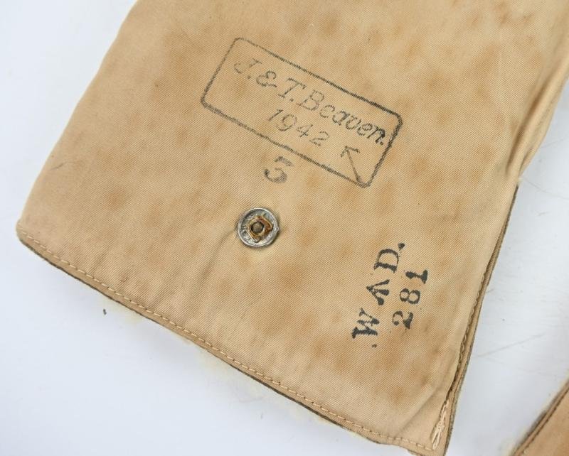 British WW2 Female Air Defense Gloves — image 4