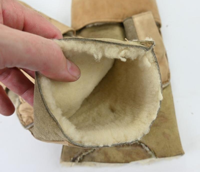 British WW2 Female Air Defense Gloves — image 9