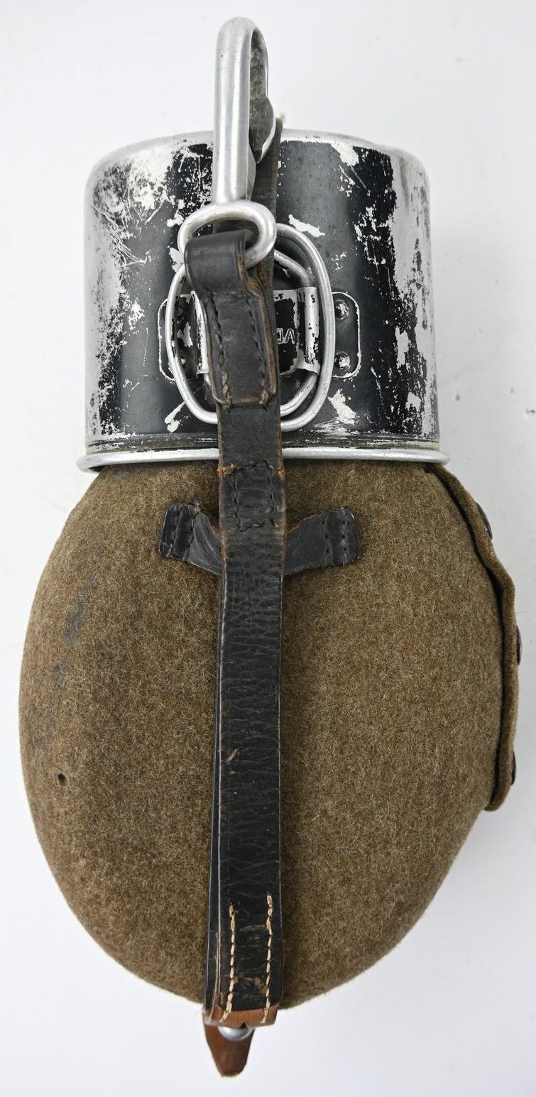 German WH M31 Canteen — image 2