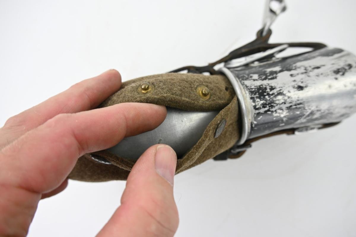 German WH M31 Canteen — image 5