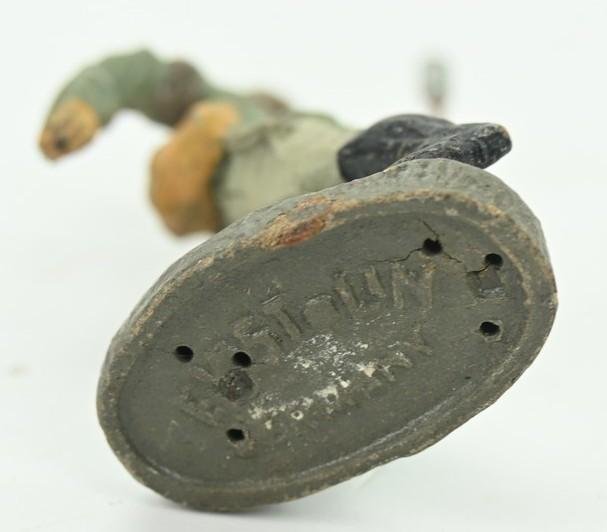 German Elastolin Toy Figure 'Grenade Trower' — image 4