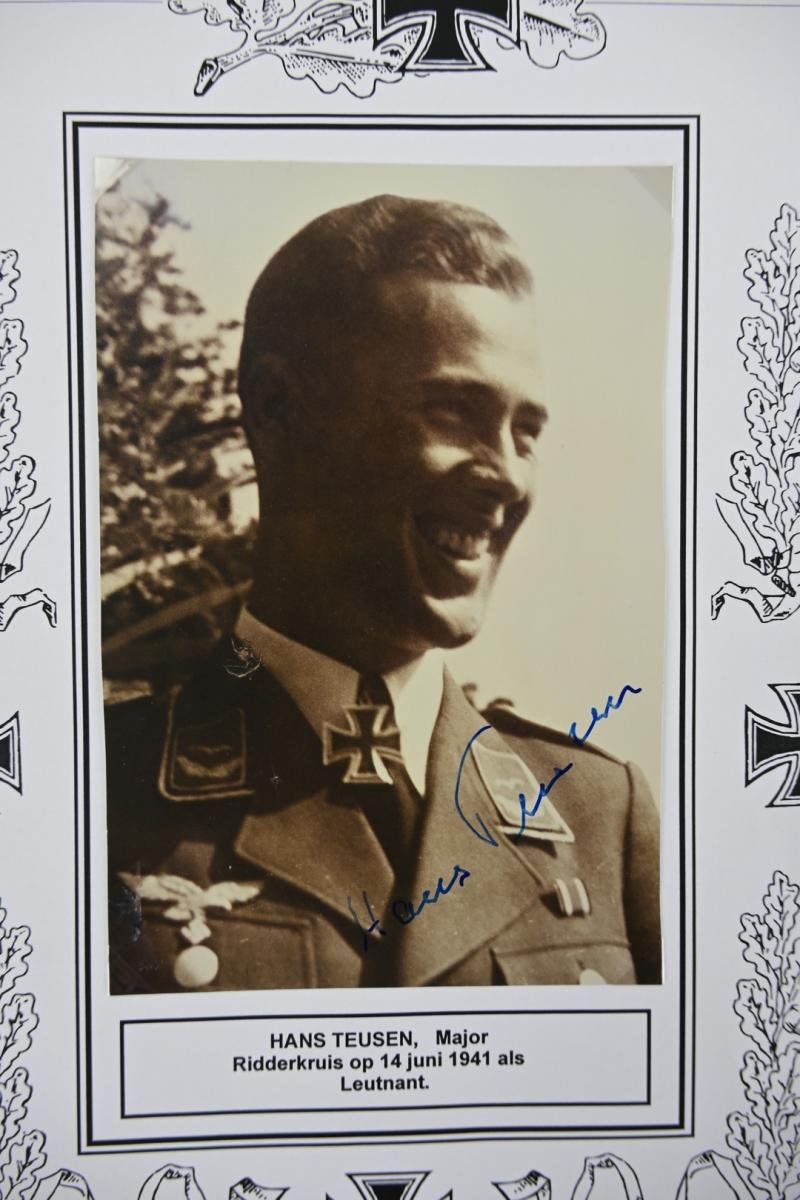 Signature of Luftwaffe KC Recipient 'Hans Teusen' — image 3
