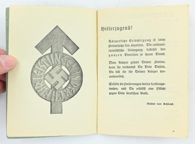 German Hitler Youth Leistungsbuch with insignia — image 3