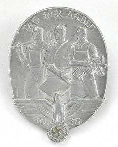 German WW2 Tag der Arbeit badge 1935