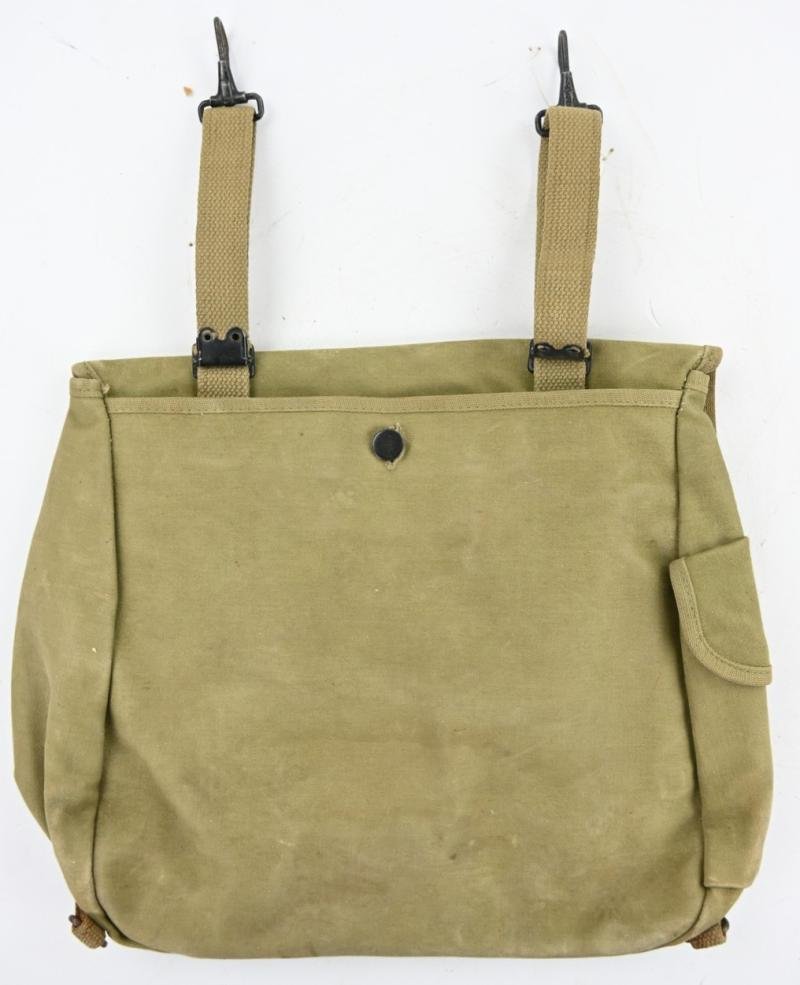 US WW2 M-1936 Rubberized Musset Bag 'George D. Marwick' — image 4