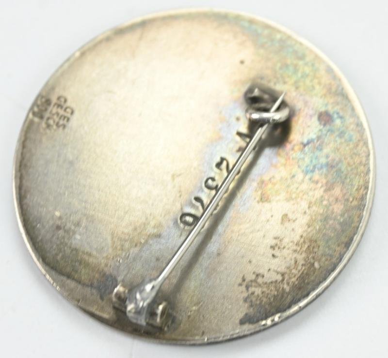 German NSV Schwesternschaft 800 Silver Brooch — image 4
