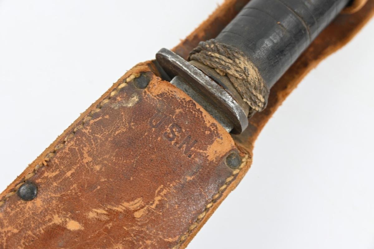 USN WW2 U.S. WWII Cattaraugus 225Q Fighting Knife — image 7