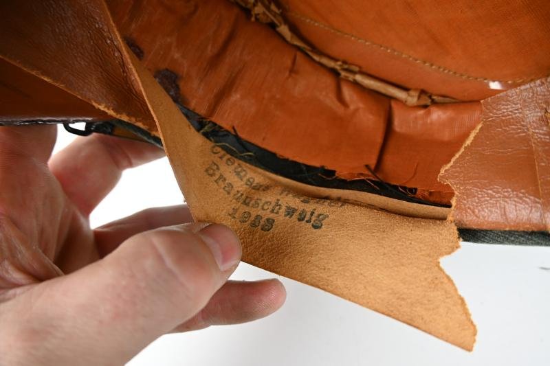 German WH NCO Artillery Visor Cap 'Clemens Wagner' — image 10