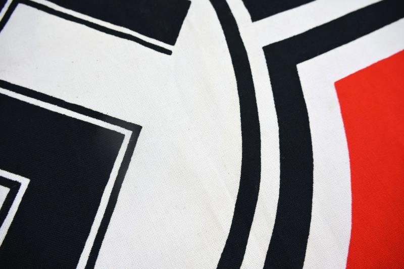 German WH Reichskriegsfahne 80x135cm — image 8