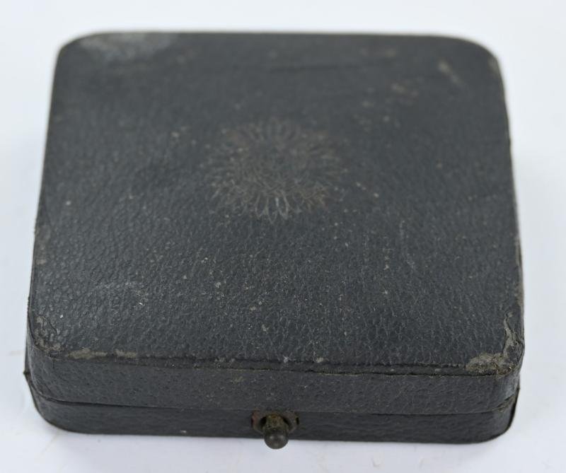 German Cased Ostvölker 1th class Cross with swords in Gold — image 5