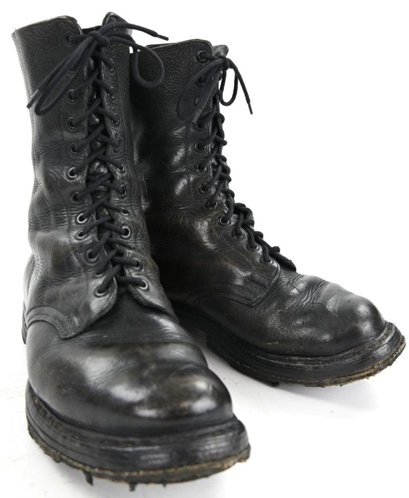 German LW FSJ Combat Boots 'Fsj Rgt. 6' — image 3