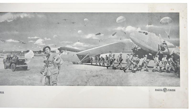 US WW2 Airborne Paratrooper Yard Long Training Poster in original postcover — image 6