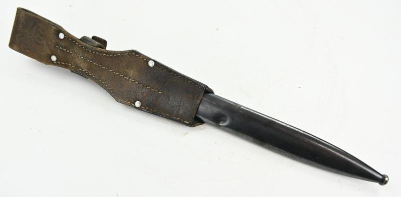 German WH K98 Mauser Bayonet with Frog 'Carl Eickhorn' — image 4