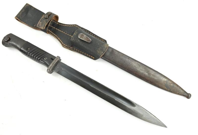German WH K98 Mauser Bayonet with Frog '41cul' — image 7