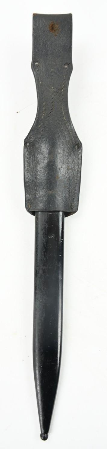 Polish WW2 Bayonet WZ.24 with Frog — image 3