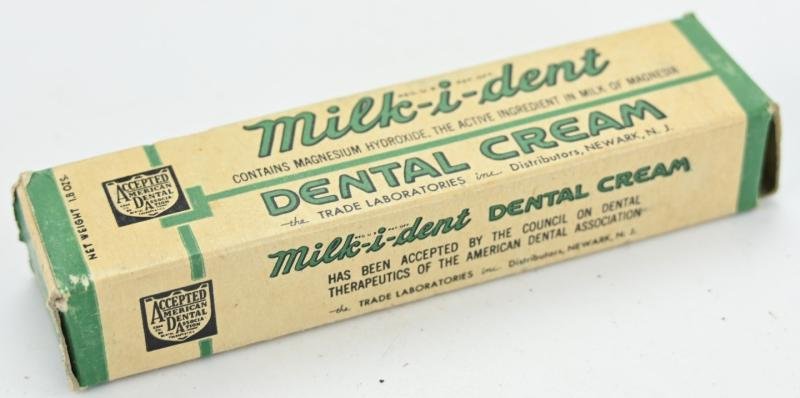 US WW2 Dental Cream Tube in Case — image 2