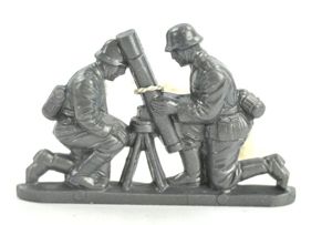 German WHW Plastic Figure 'Observation'