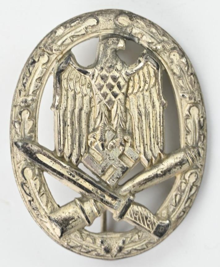 German General Assault Badge 'Semi-Hollow' — image 2
